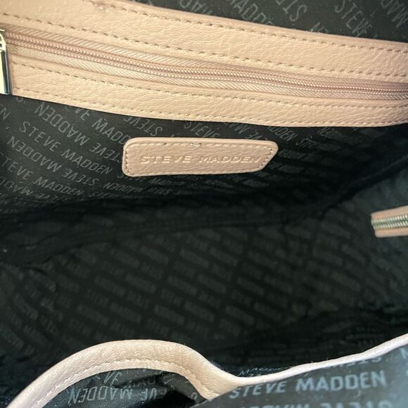 NWT. Steve Madden Backpack blush - Picture 9 of 11